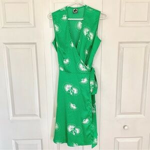FUNKD Vibrant Green Wrap Dress Women’s Size Medium